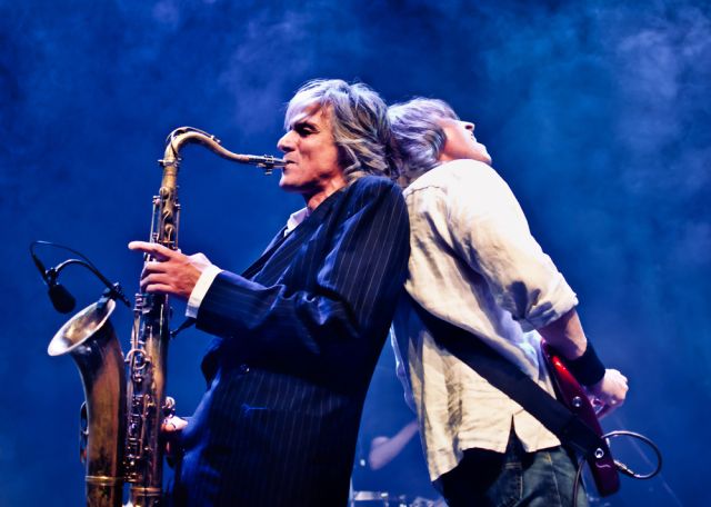 THE DIRE STRAITS EXPERIENCE